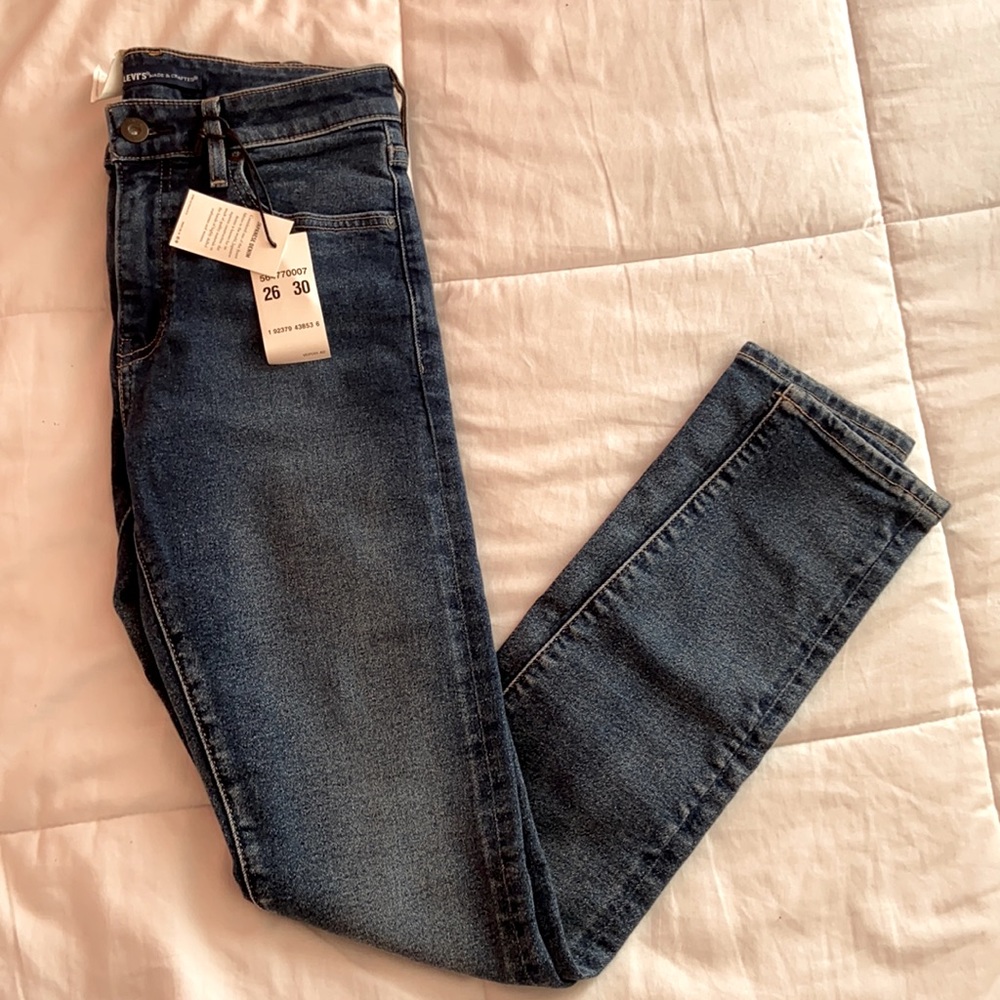LEVIS High Rise Skinny Jeans i